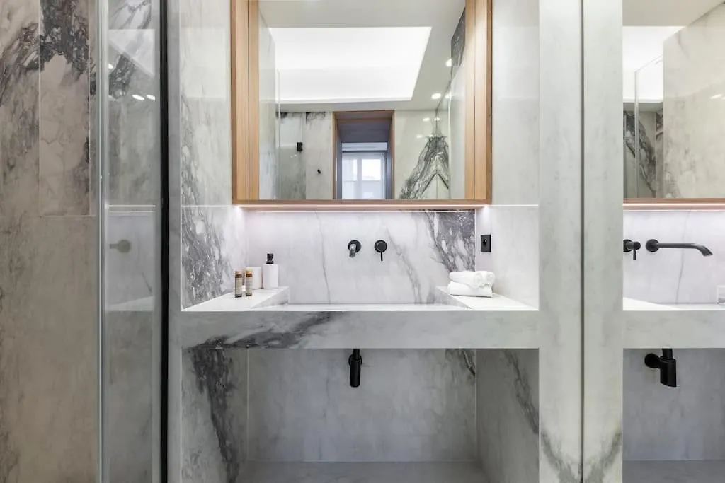 דירה פריז Chic 2-Bedroom Haven צרפת